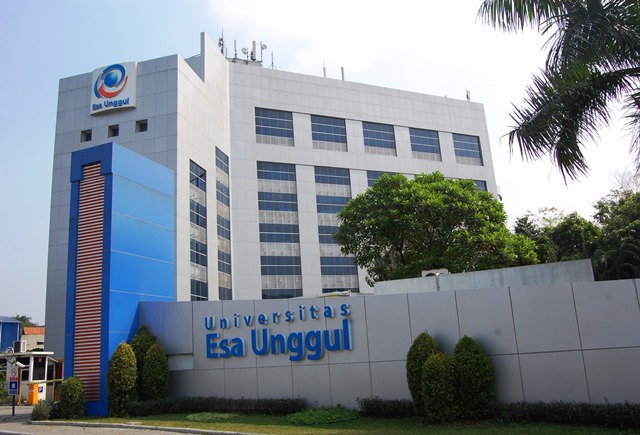 Universitas-Esa-Unggul