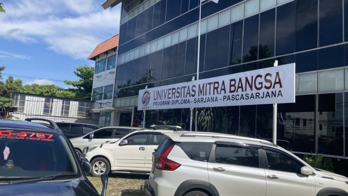 Universitas Mitra Bangsa